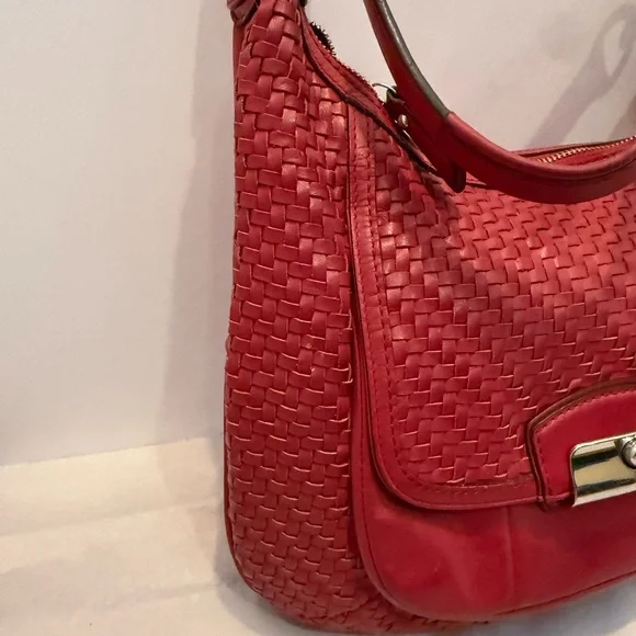 Vintage Coach 19314 Red Kristin Woven Leather Shoulder Bag Purse Hobo - Picture 4 of 13